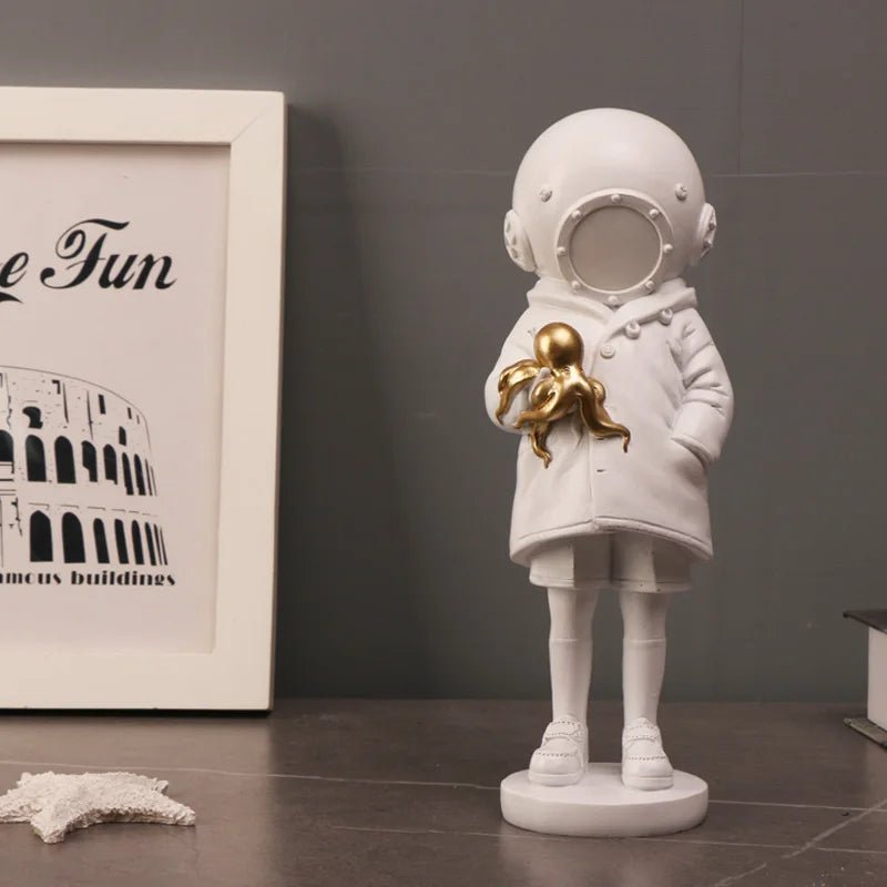 Estátua Decorativa Banksy Diving Girl - Feito Em Casa - Feito em Casa
